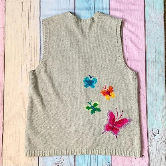 Vintage cotton linen blend V-neck sweater vest with butterflies - Picture 8 of 8
